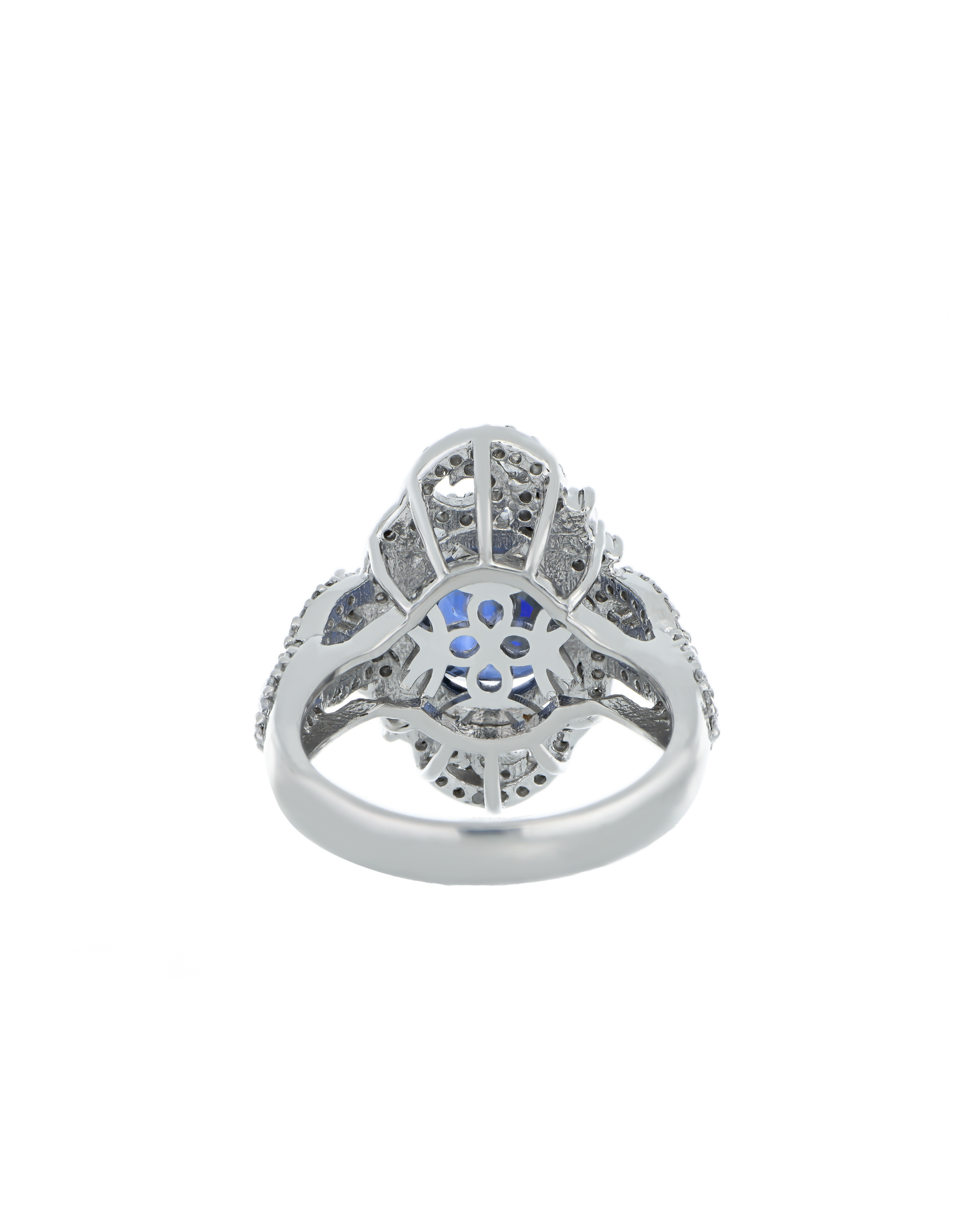 Certified Blue Sapphire Exclusive Ring With Platinum Band