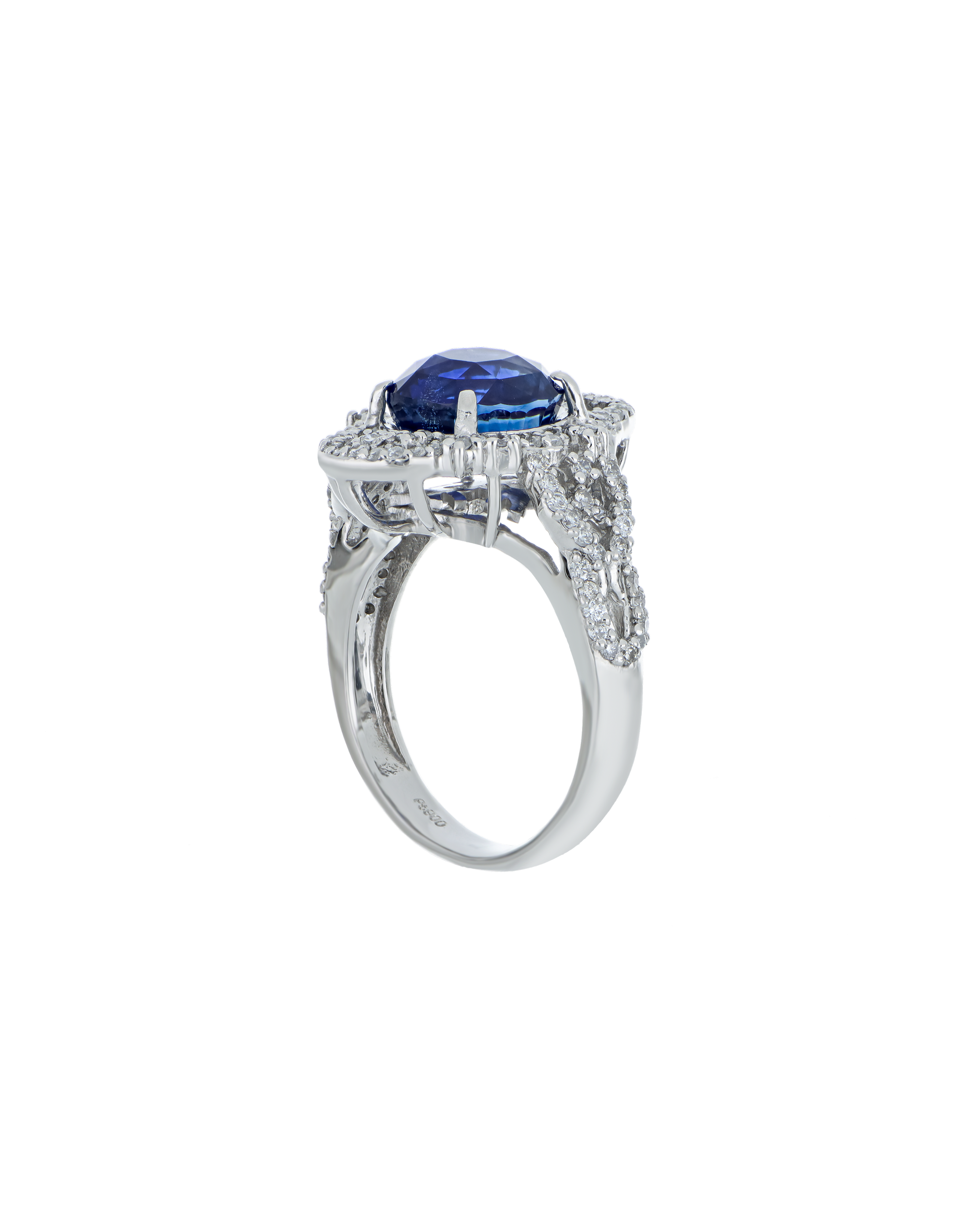 Certified Blue Sapphire Exclusive Ring With Platinum Band