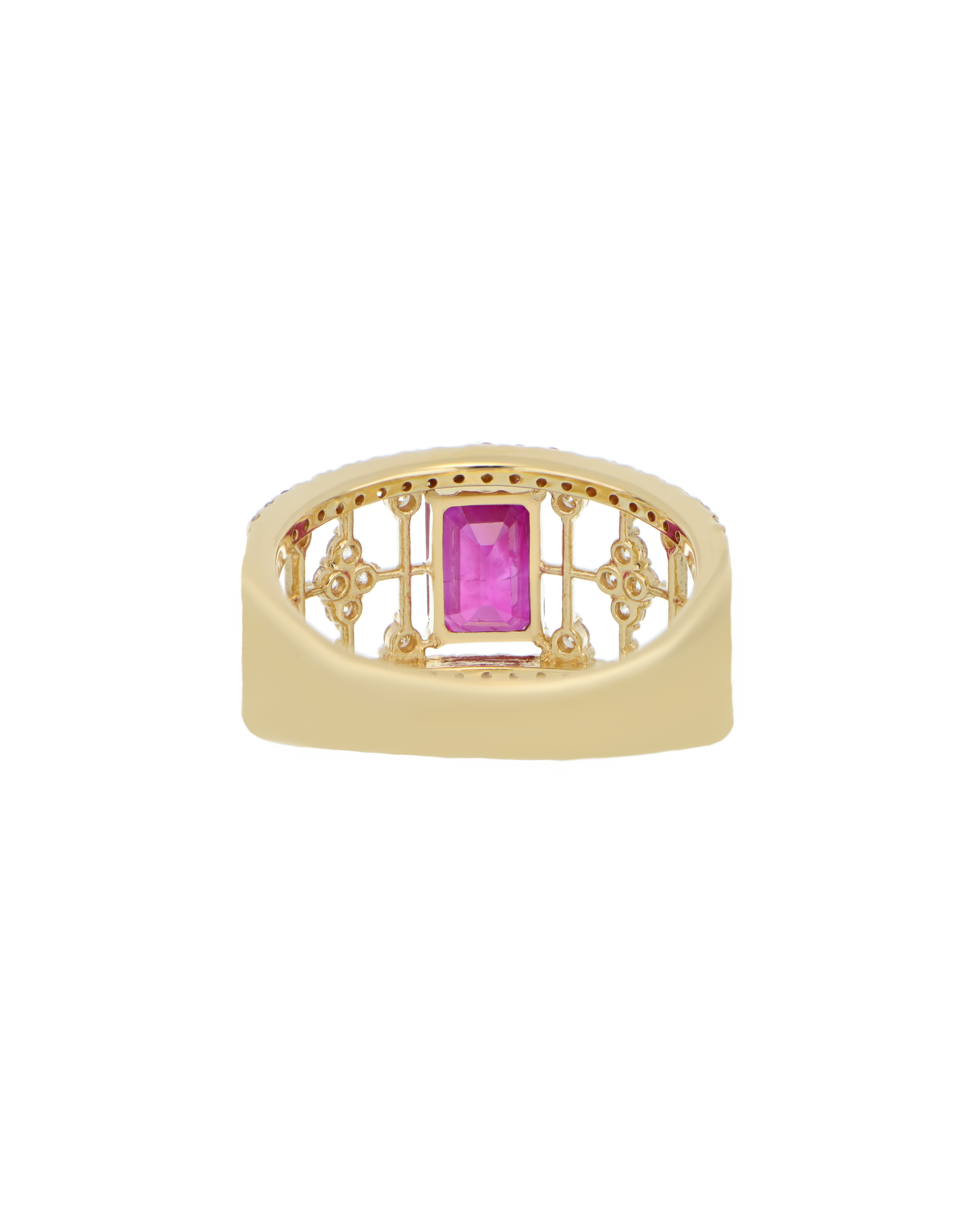 18K Yellow Gold Traditional Ring With Ruby Stone
