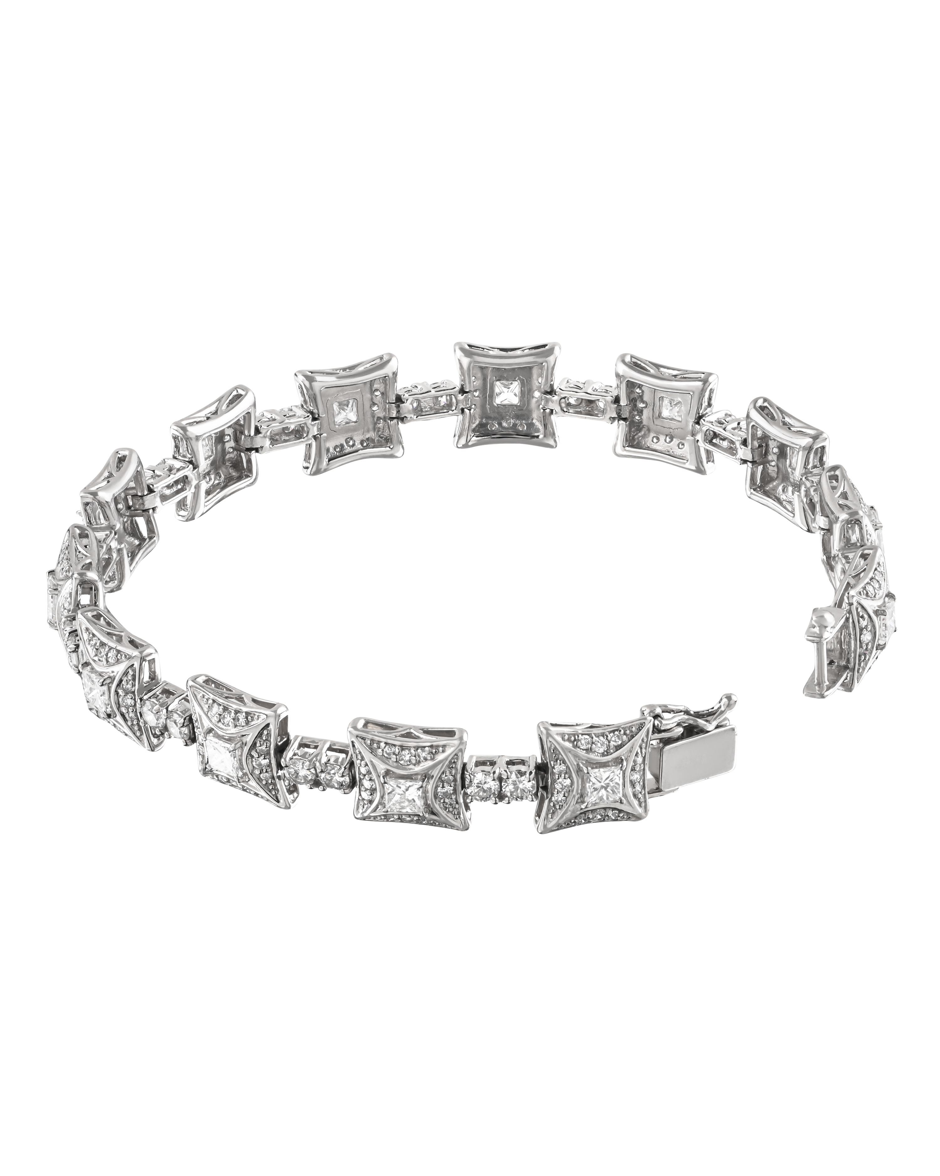 Square-Inspired Diamond Platinum 900 Diamond Link Bracelet