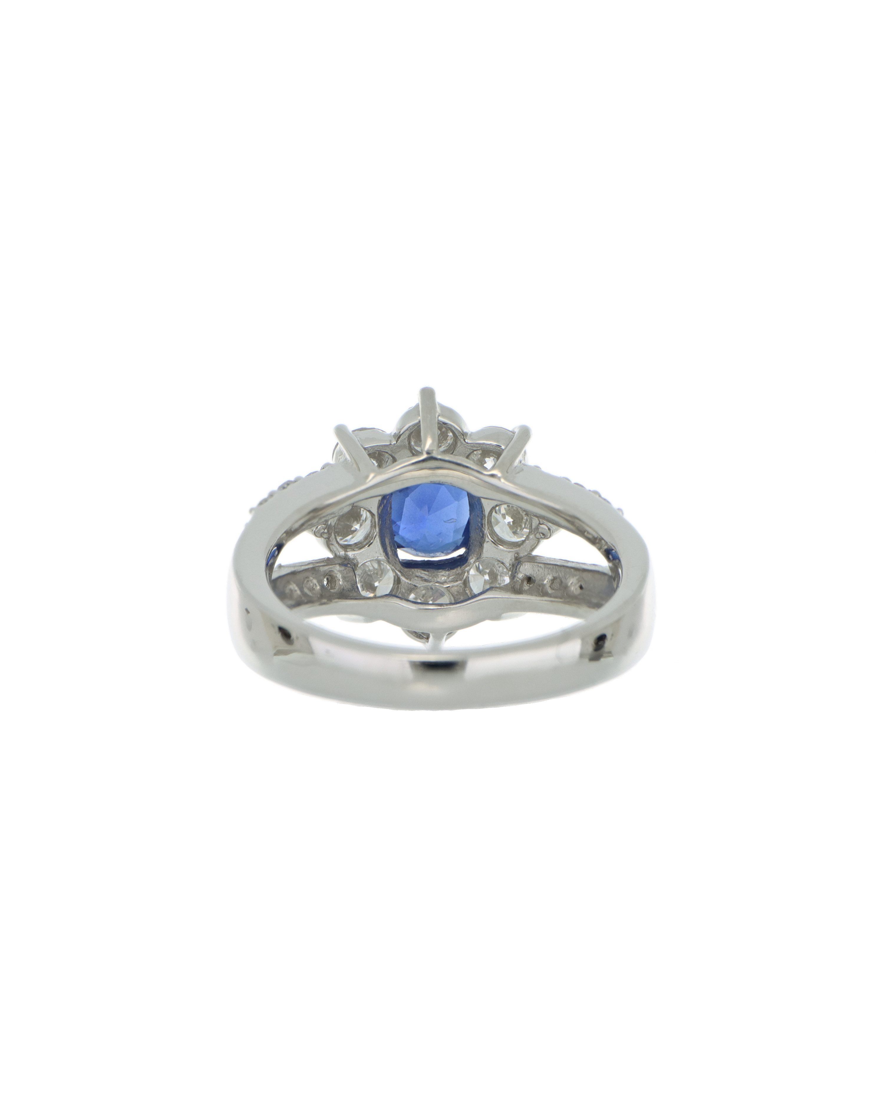 40231  Platinum Blue Sapphire & Diamond Ring  1.11ct Center Stone