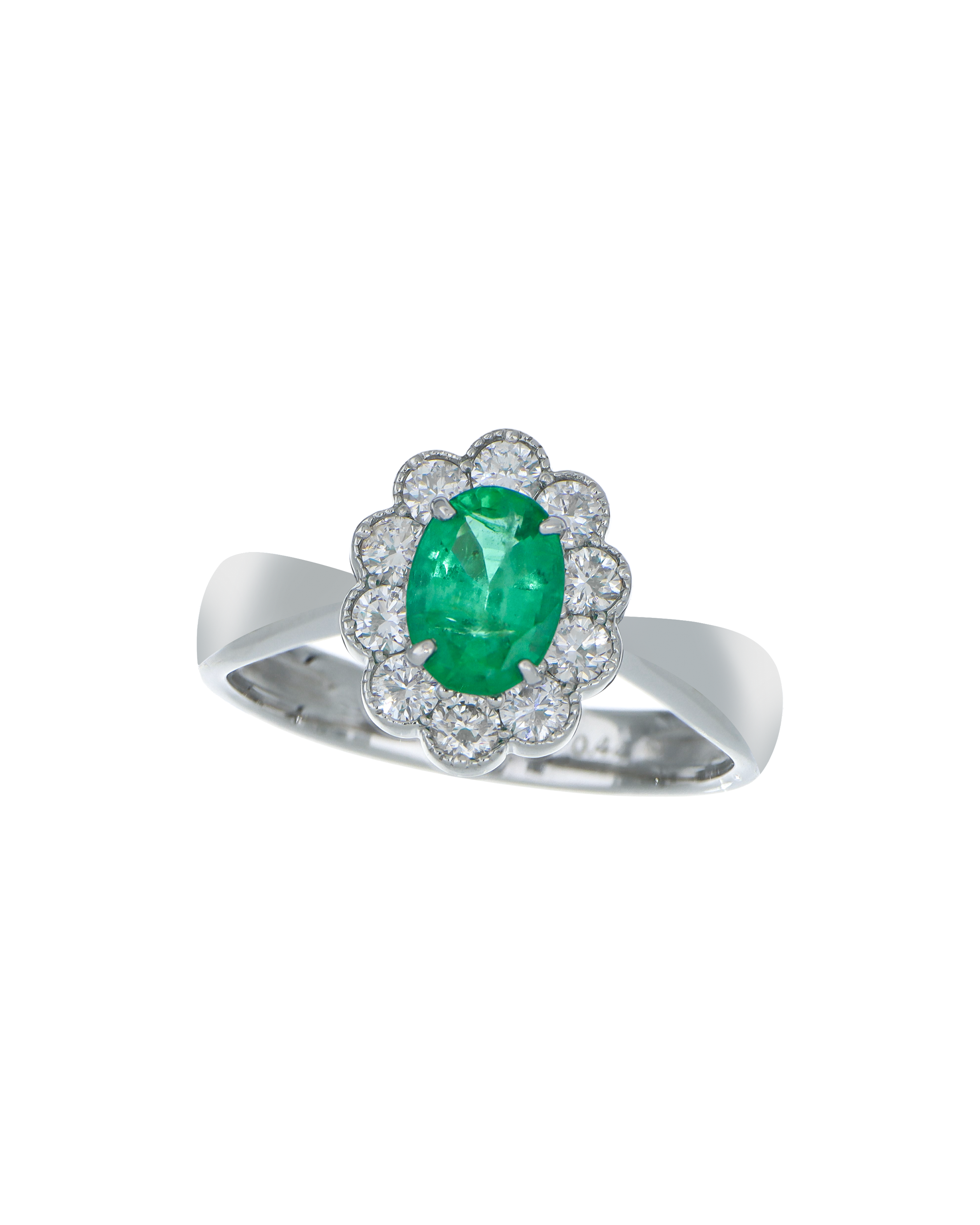 Emerald Premium Platinum Ring with Diamond Petals