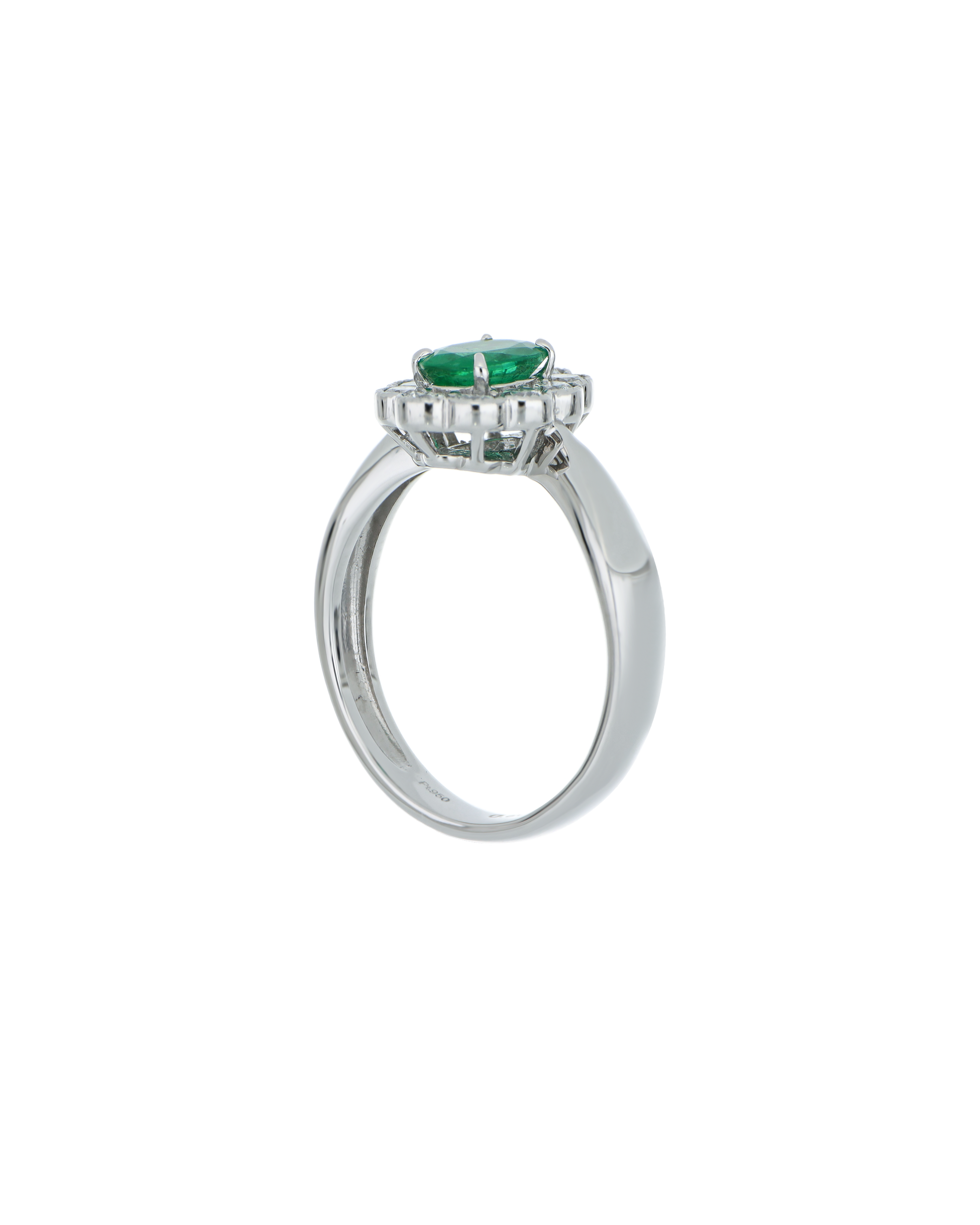 Emerald Premium Platinum Ring with Diamond Petals