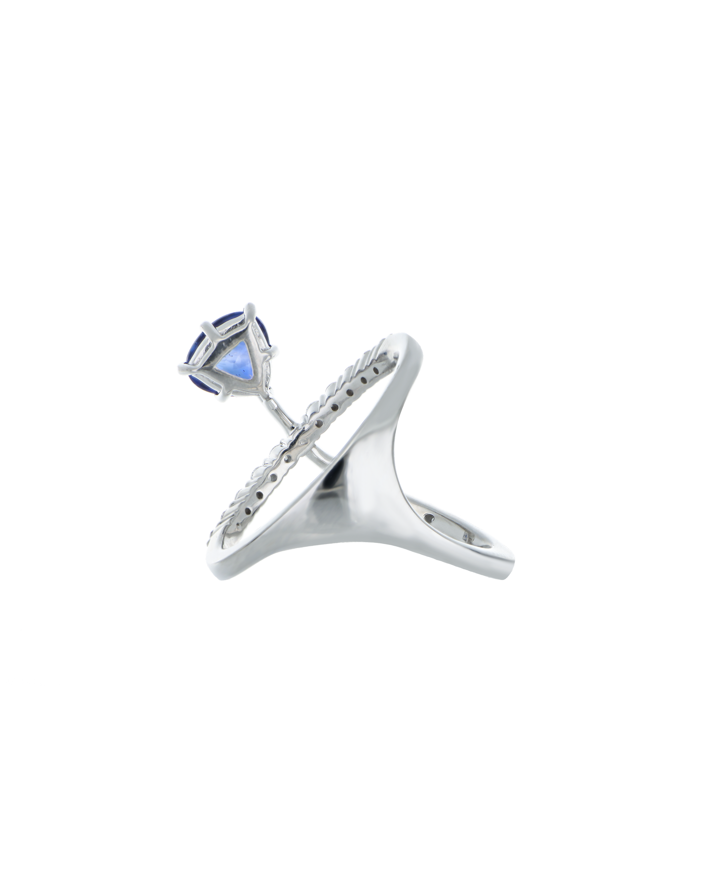 Natural Pear-Shaped Sapphire Ring With Crossover Band