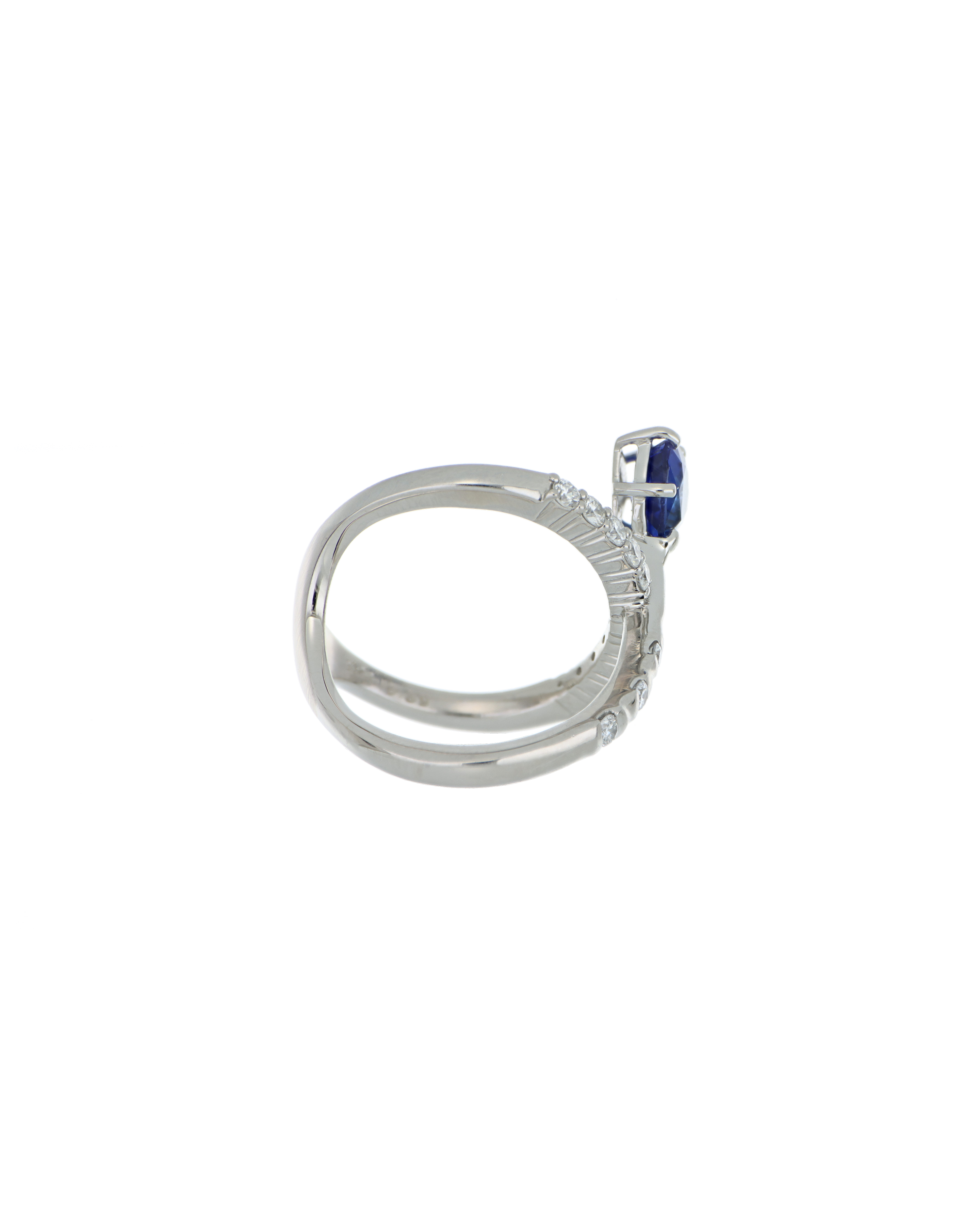 40109 Platinum Pear-Cut Sapphire Ring with Diamond Accents – 1.21ct