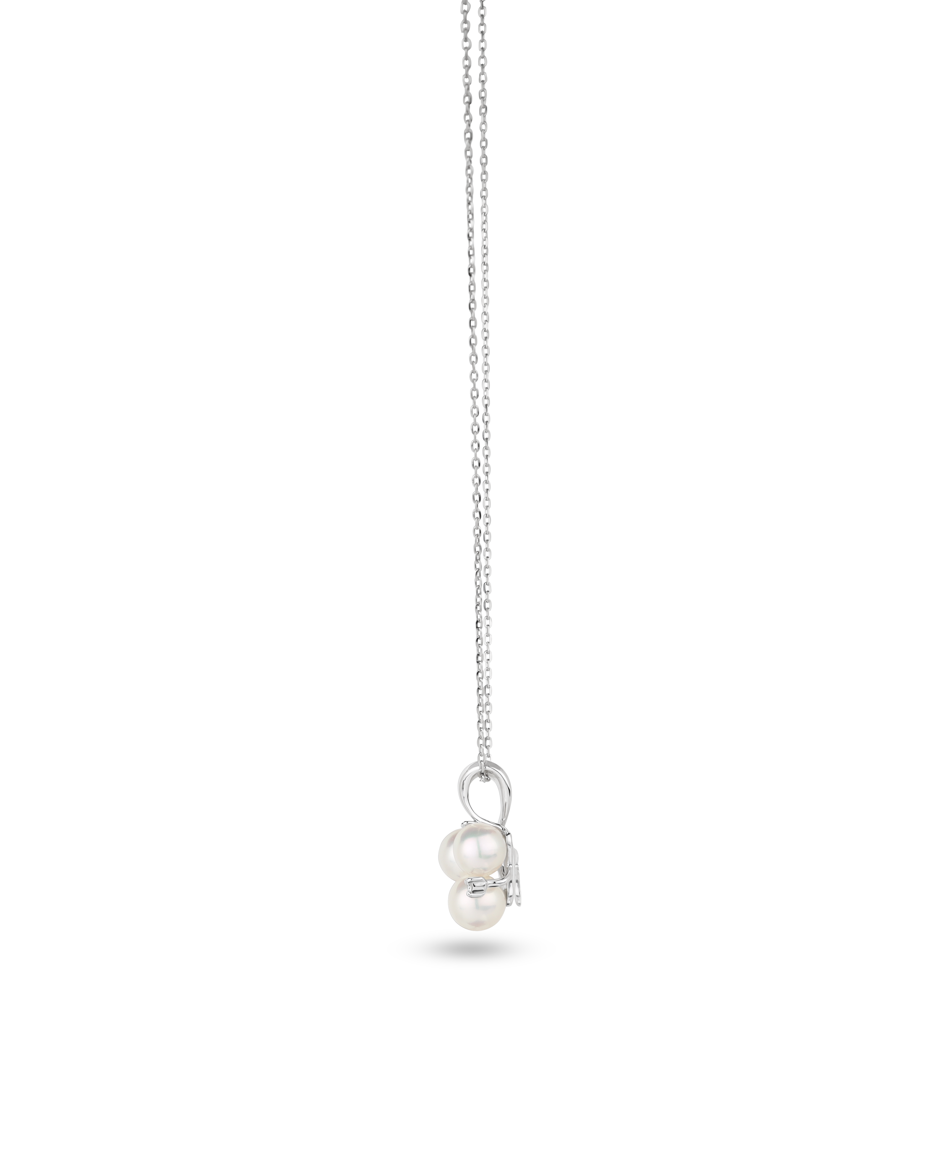 Platinum Pearl Rounded Drop Pendant Luxury Design
