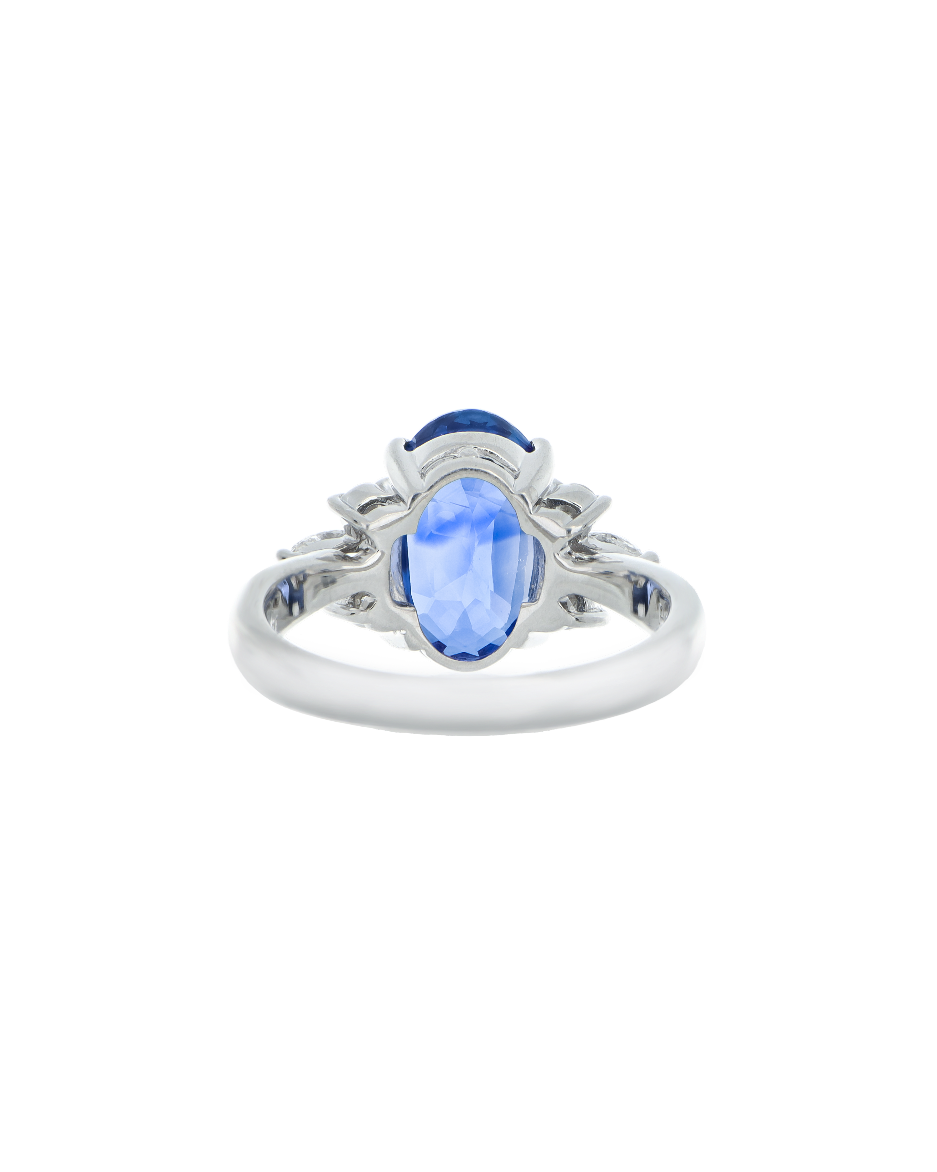 Sapphire Oval-Cut Premium Platinum Ring In Blue Hue