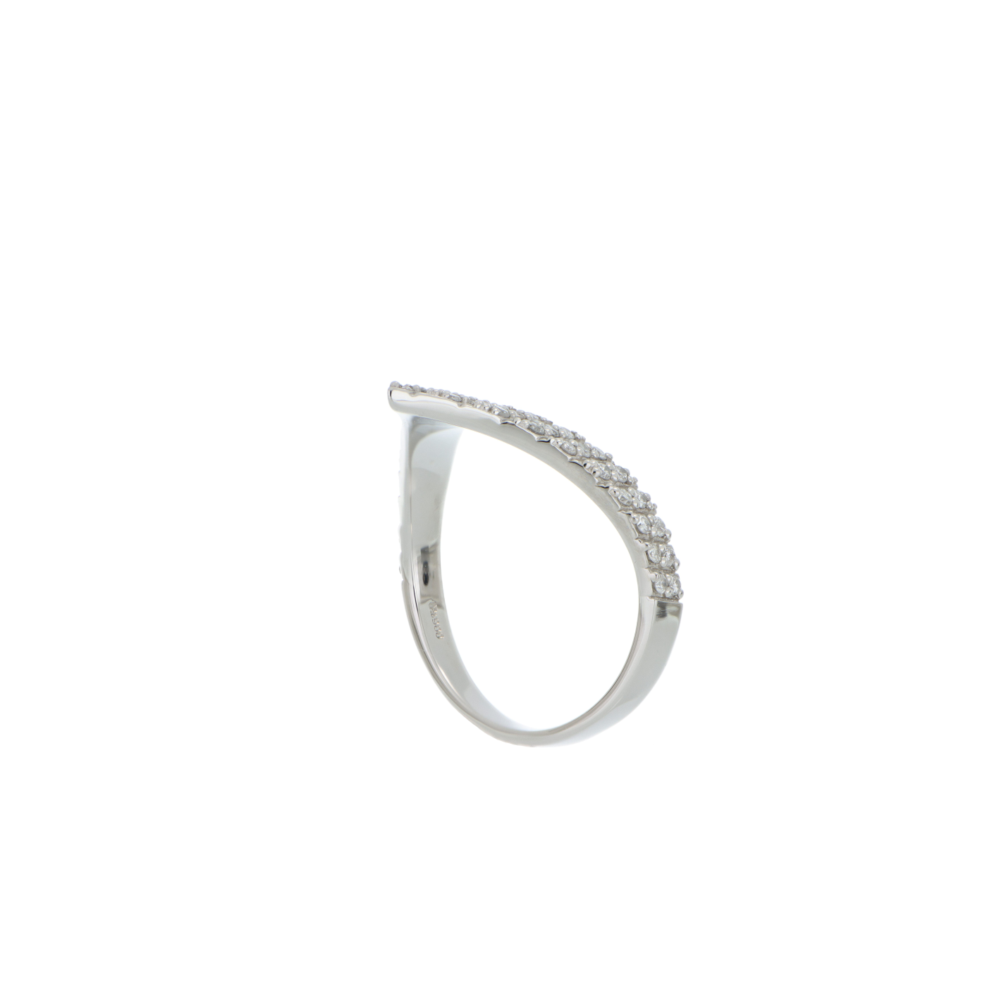 40007 Platinum 900 V-Shaped Diamond Multi-Stone Ring