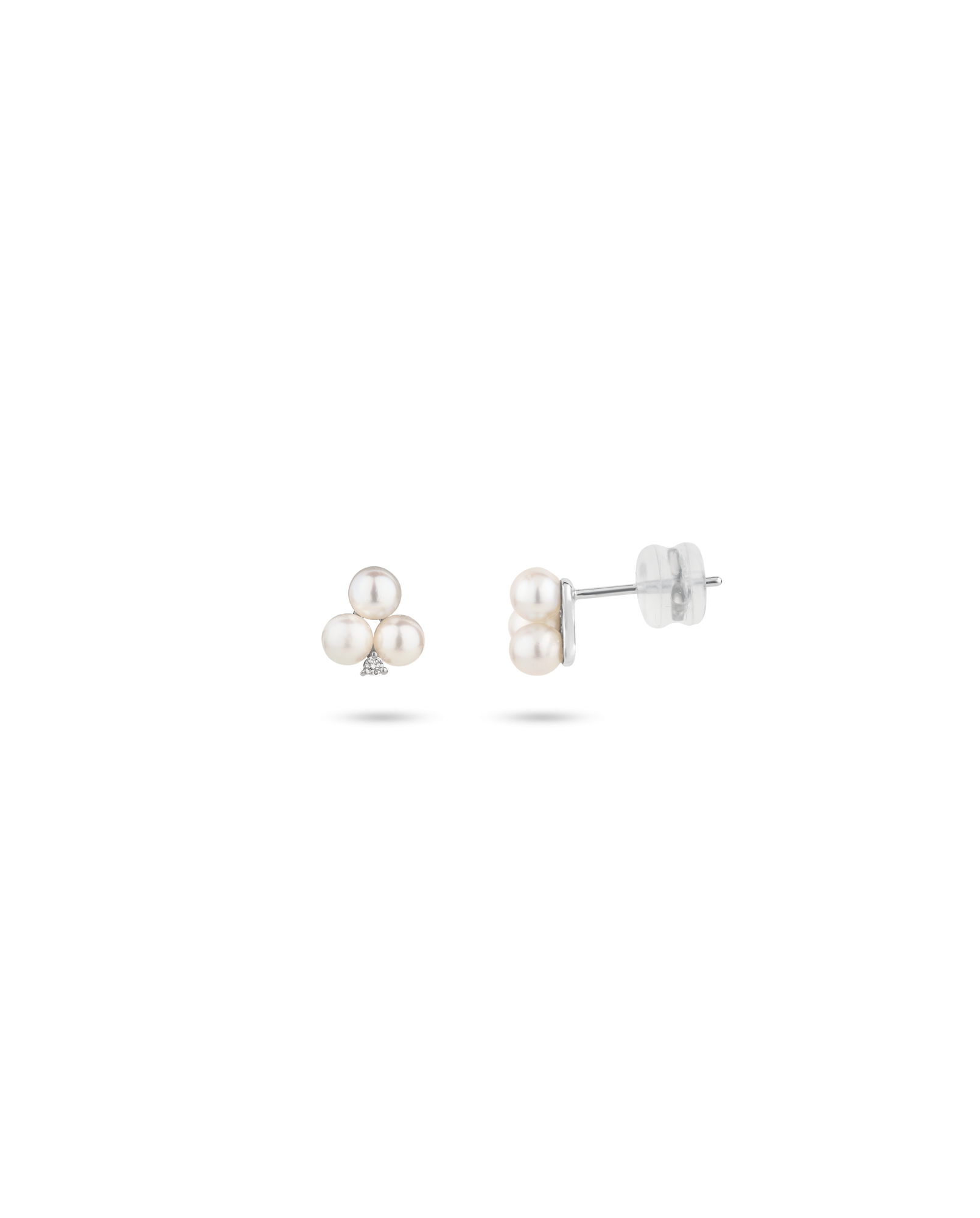 Cluster Stud Earrings with 2.5 carats of Akoya Pearls set in platinum 950