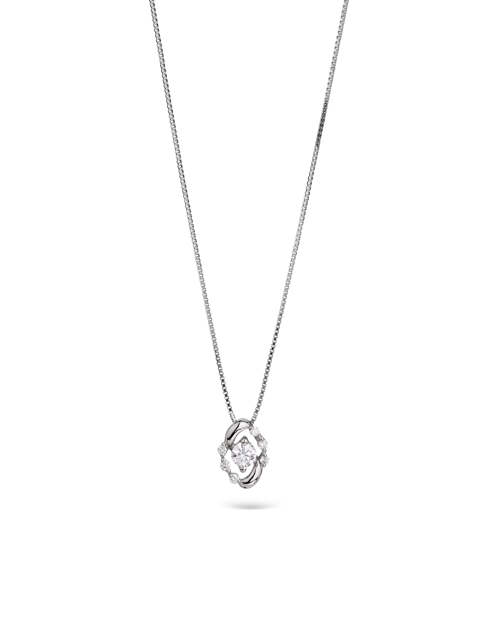 Certified D/VVS-1 Diamond Love Knot Pendant