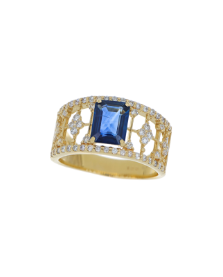 Emerald-Cut Blue Sapphire Ring in Yellow Gold